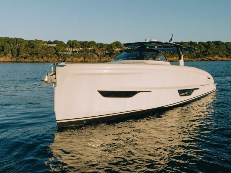 Yacht mieten in Port Grimaud - Solaris Power Solaris Power Coupé 52