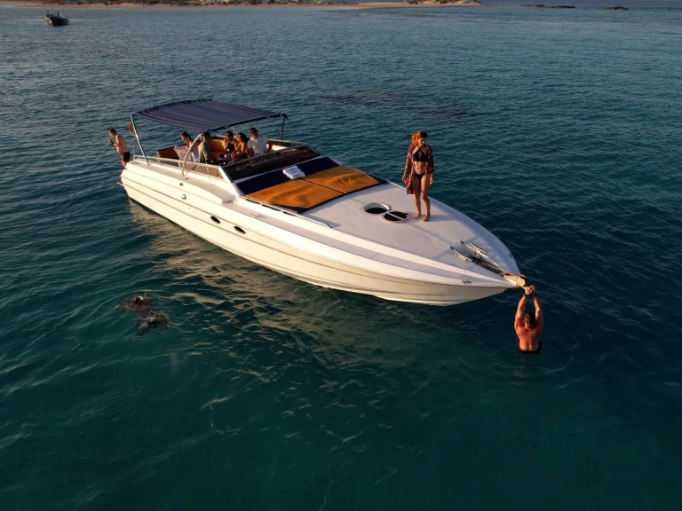 Ein  Cherokee 50 mieten in Ibiza Town