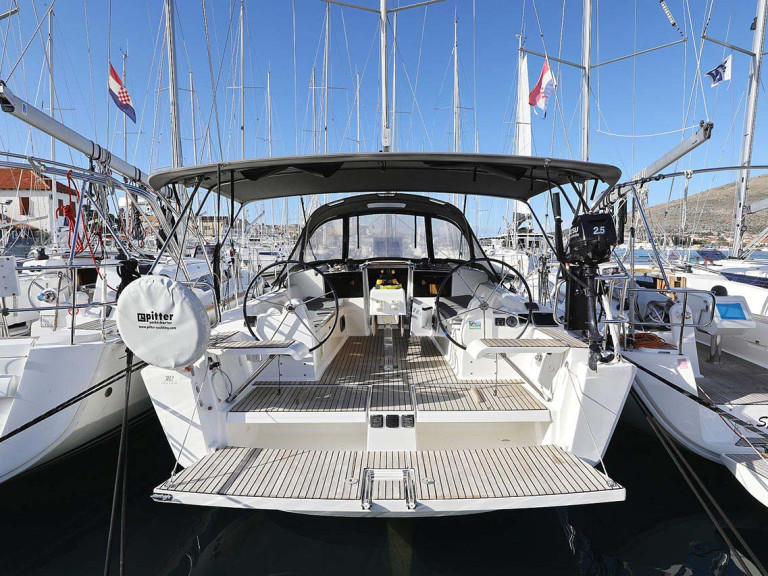 Bootsverleih Dufour Dufour 382 Grand Large Pula Samboat