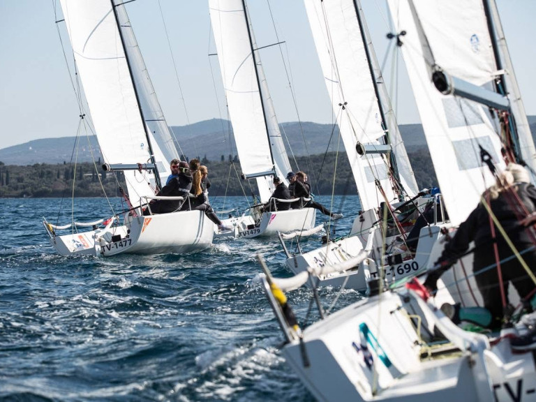 Segelboot mieten in Tivat - J 