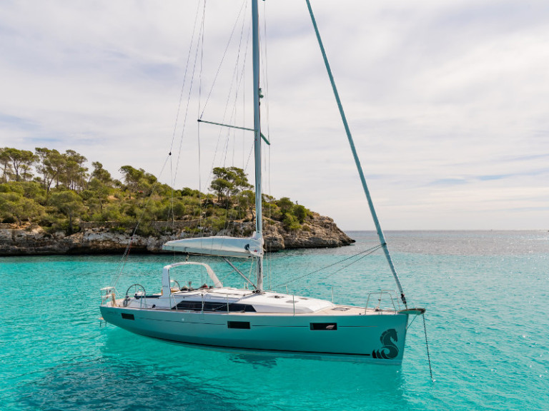 Bénéteau Oceanis 41.1 mieten Álimos