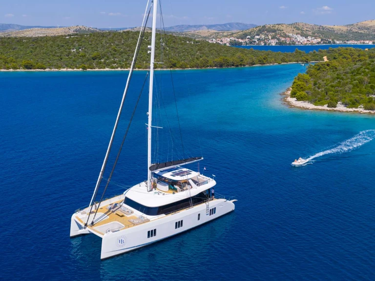 Sunreef HONEYBIRD mieten Šibenik