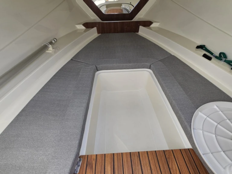 Bootsverleih Quicksilver Activ 755 Sundeck Propriano Samboat