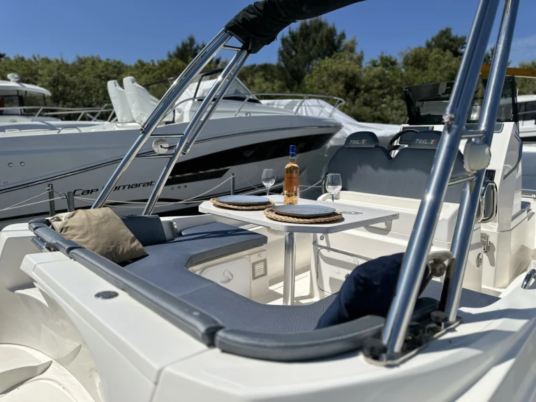Schlauchboot mit oder ohne Skipper Zar mieten in La Flotte