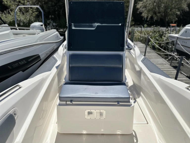 YachtCharter in La Flotte - Zar Zar 79 SL auf SamBoat