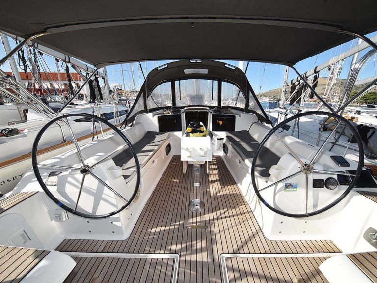 Boot mieten Pula günstig Dufour 382 Grand Large