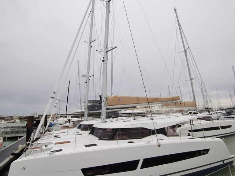 Boot mieten Trogir günstig Fountaine Pajot FP 44 Quatuor - 4 + 2 cab.