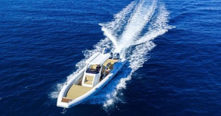 Schlauchboot mieten in Adámas - NR 10 NR 10