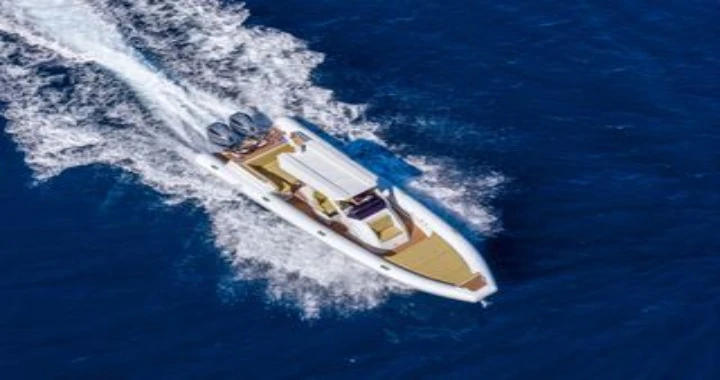 Schlauchboot mit oder ohne Skipper NR 10 mieten in Adámas