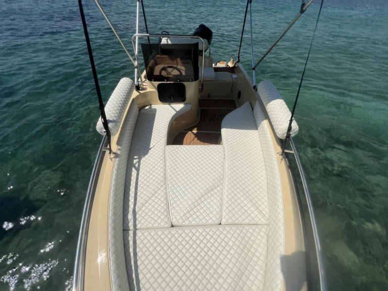 Bootsverleih ISATEK TEKNE COBRA 495 Glyfáda Samboat