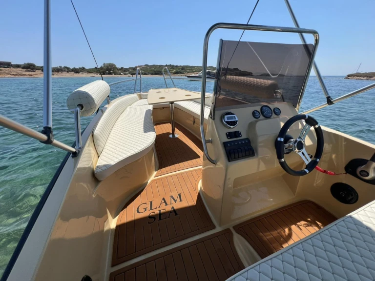 YachtCharter in Glyfáda - ISATEK TEKNE COBRA 495 auf SamBoat