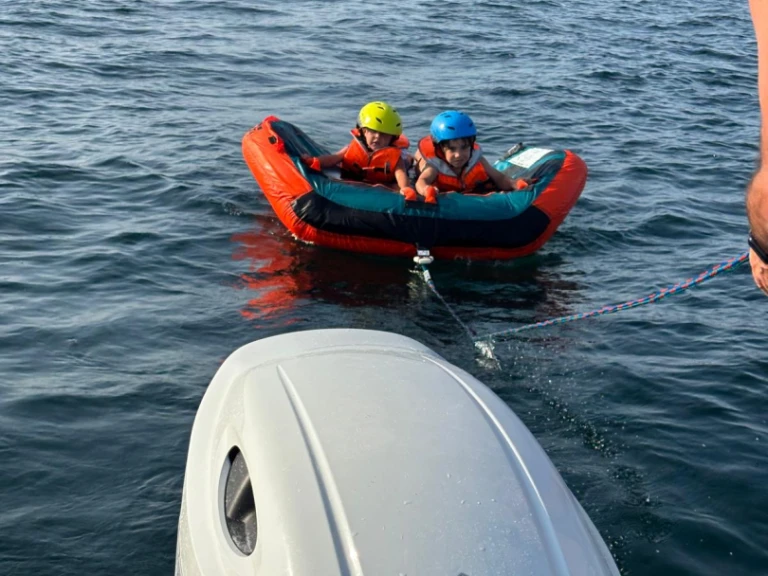 Bootsverleih Zodiac Medline 6.8 Arzon Samboat