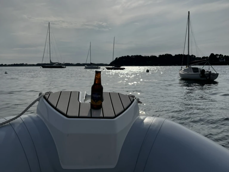 Schlauchboot mit oder ohne Skipper Zodiac mieten in Arzon