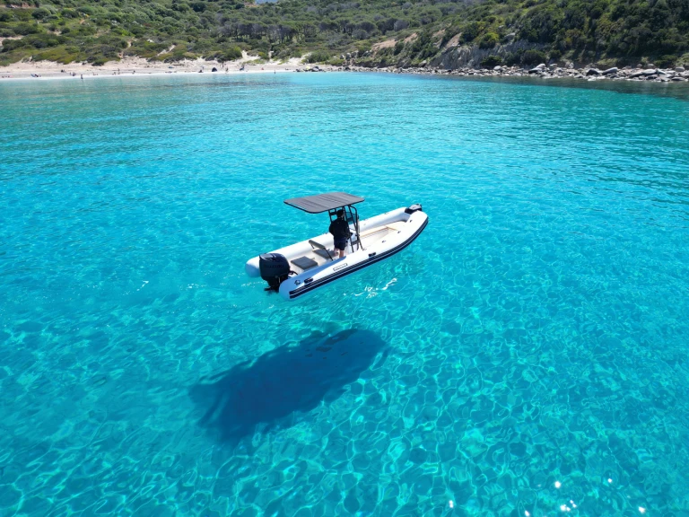 Bootsverleih Novamarine RH600 Villasimius Samboat