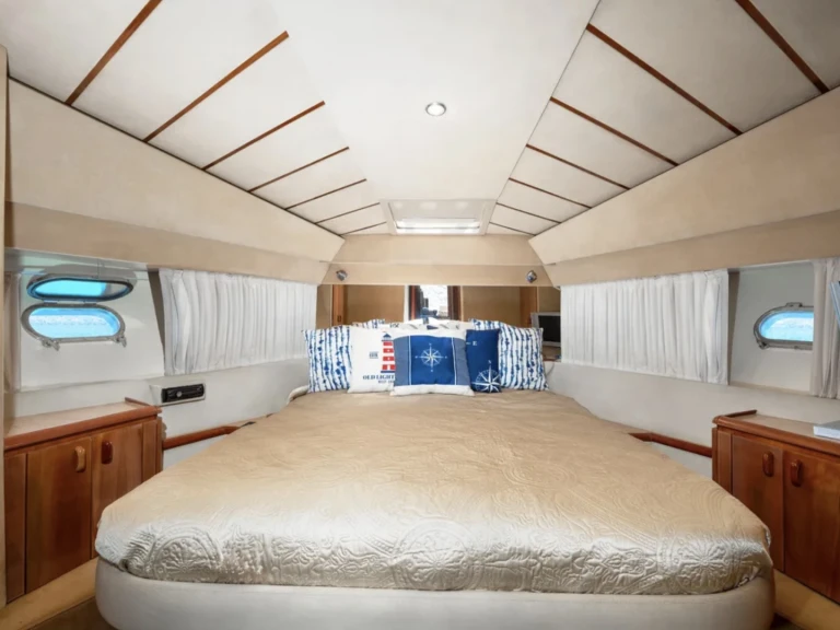 YachtCharter in Mykonos (City) - Ferretti Ferretti 480 auf SamBoat