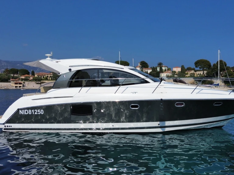 Yacht mieten in Paris - Prestige Yachts 590