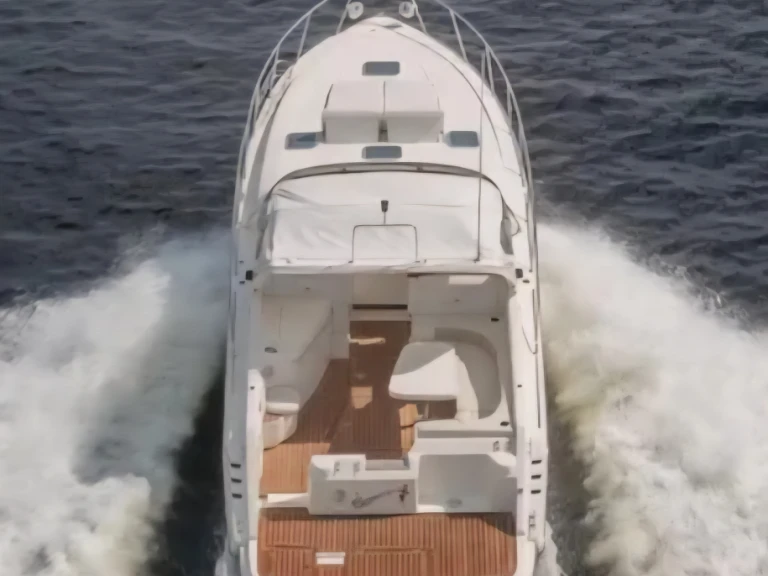 Motorboot mit oder ohne Skipper Sealine mieten in Puntone