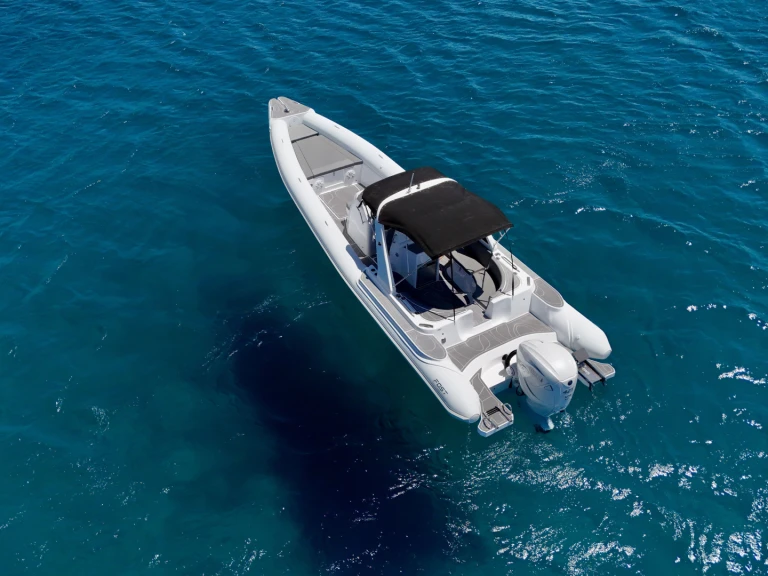 Schlauchboot mit oder ohne Skipper Fost Matrix mieten in Marina Aliki