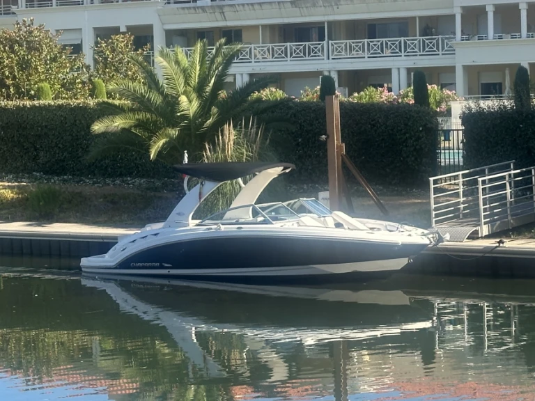 Motorboot mieten in Mandelieu-la-Napoule - Chaparral Sunesta 264