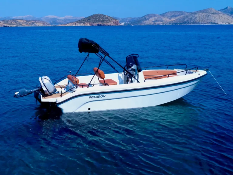 Motorboot mit oder ohne Skipper Poseidon mieten in Anávyssos