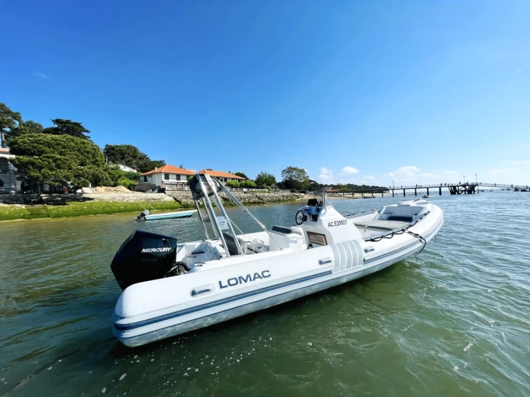 Vermietung Schlauchboot Lomac mit Führerschein