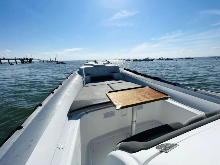 YachtCharter in Lège-Cap-Ferret - Lomac Lomac 760 IN auf SamBoat