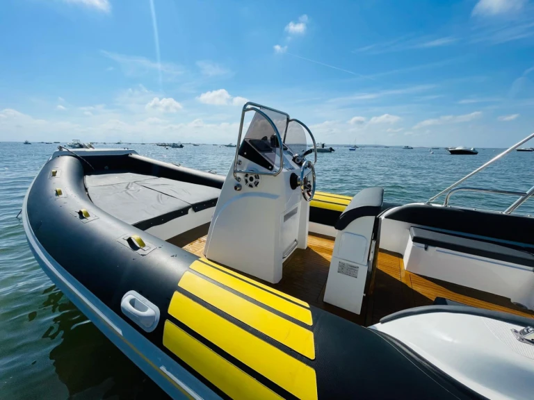 Schlauchboot mit oder ohne Skipper Nautica Led mieten in Lège-Cap-Ferret