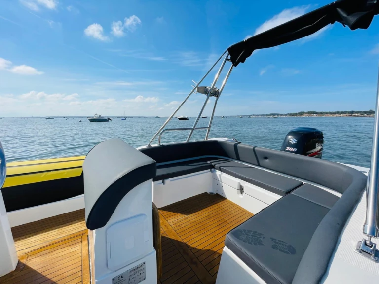 Vermietung Schlauchboot Nautica Led mit Führerschein
