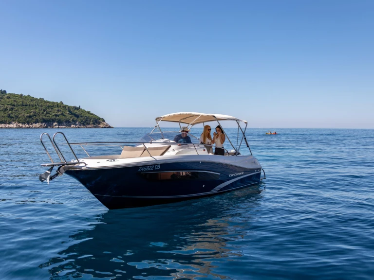Motorboot mit oder ohne Skipper Jeanneau mieten in Dubrovnik