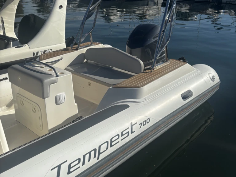 Schlauchboot mieten in Porto-Vecchio - Capelli Capelli 700