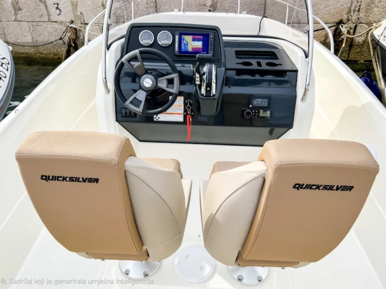 Motorboot mit oder ohne Skipper Quicksilver mieten in Split