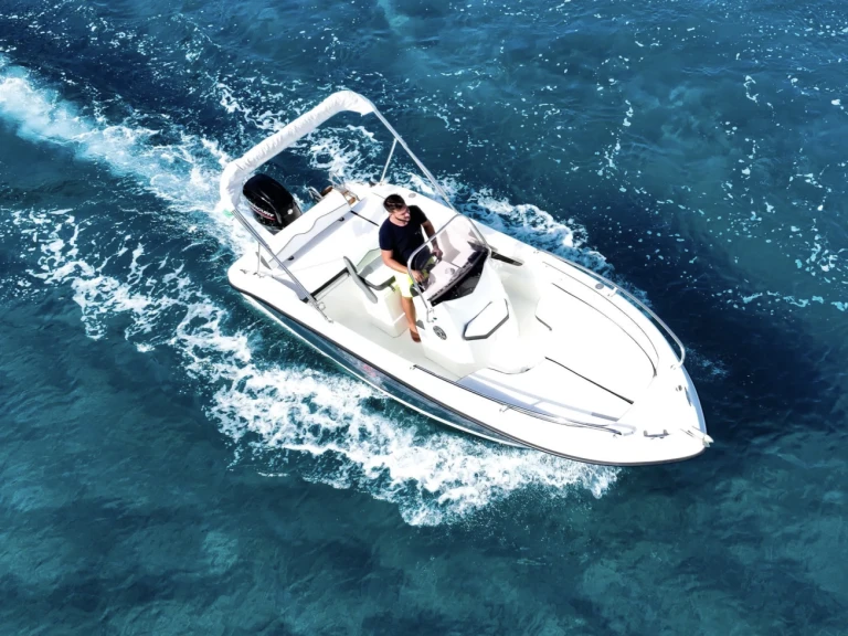 Ein Trimarchi Trimarchi 57 S Pro mieten in Taormina