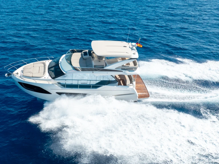 Vermietung Motorboot Absolute mit Führerschein