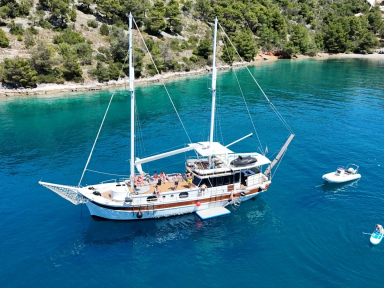 Bootsverleih Traditional 82 Split Samboat