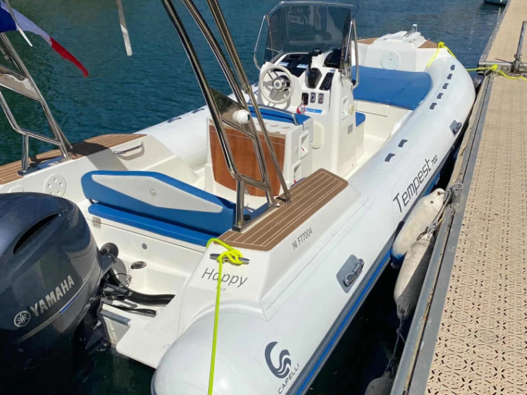 Vermietung Schlauchboot Capelli mit Führerschein