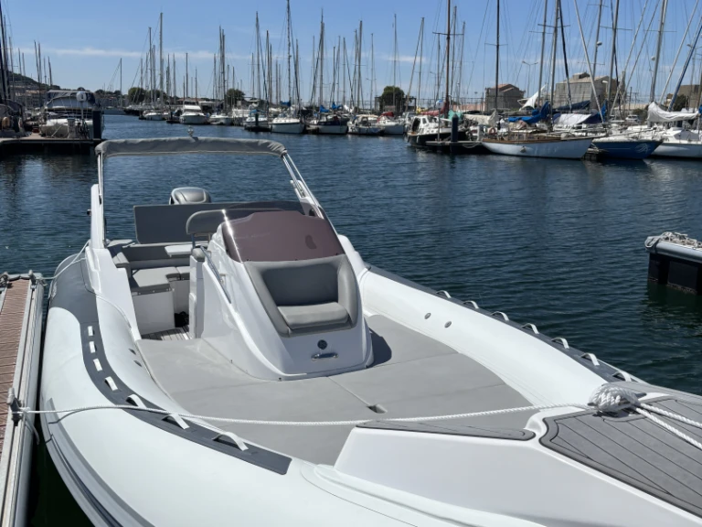 Schlauchboot mieten in Sète zum besten Preis