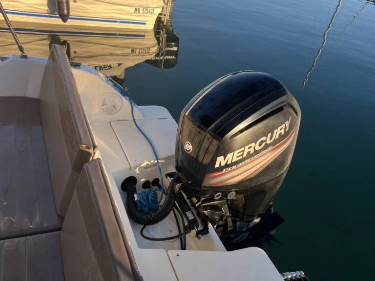 Quicksilver Activ 605 Open mieten Marseille