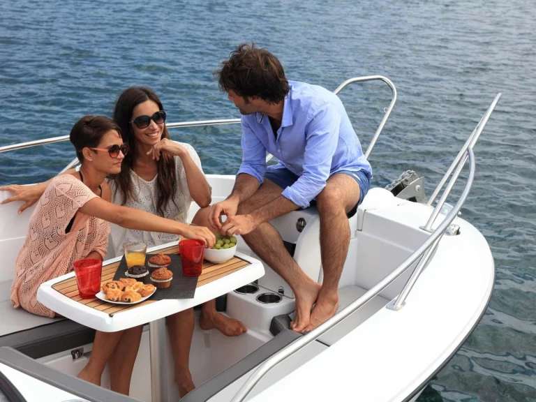 Bootsverleih Jeanneau Cap Camarat 7.5 BR Antibes Samboat