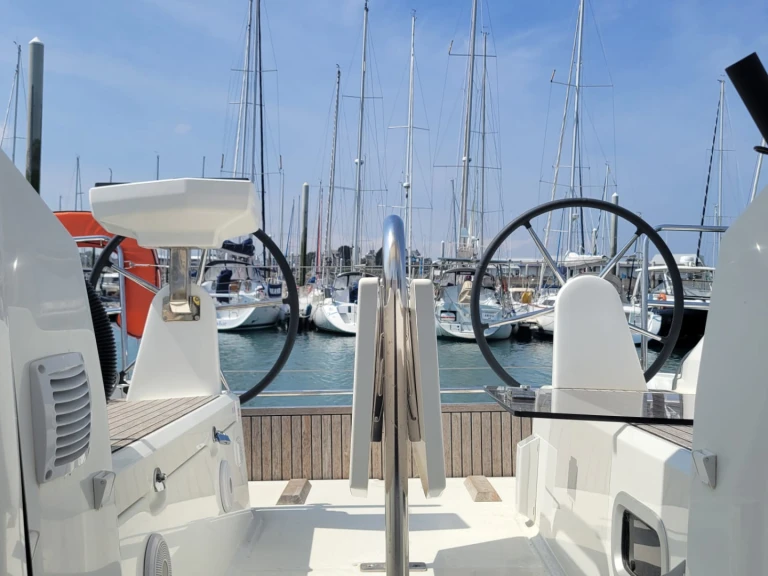 Vermietung Segelboot Bénéteau mit Führerschein