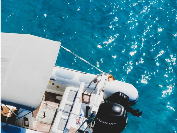 Schlauchboot mit oder ohne Skipper Valiant mieten in Sant Lluís