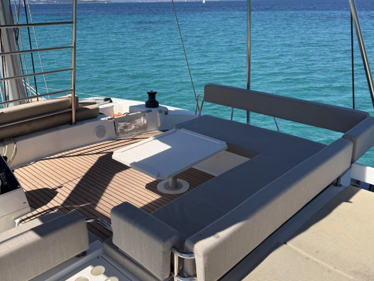 Ein Lagoon Lagoon 450 F mieten in Hyères