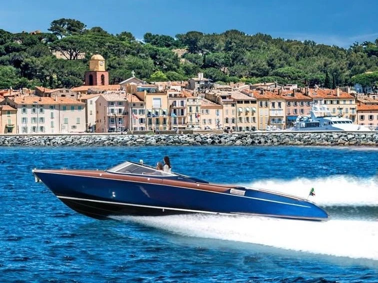 Motorboot mieten in Port de Saint Tropez zum besten Preis