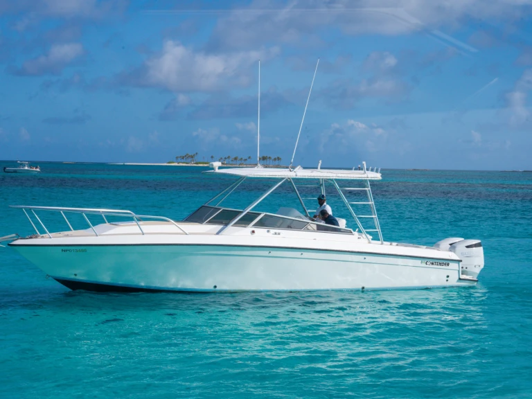 Motorboot mit oder ohne Skipper Intrepid mieten in Nassau