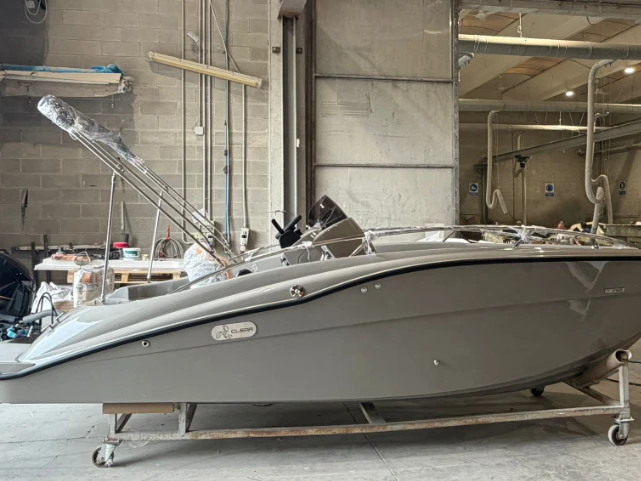 YachtCharter in Angera - Clear Aries Open L auf SamBoat