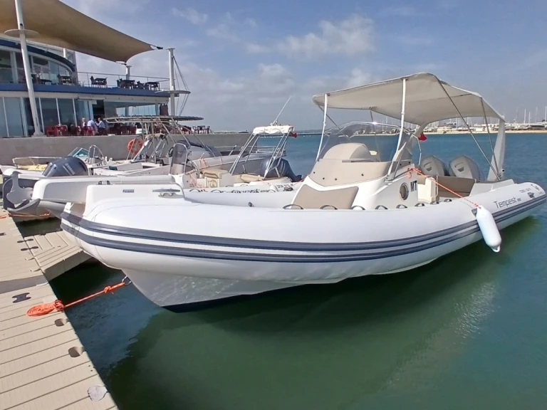 Schlauchboot mit oder ohne Skipper Capelli mieten in Portimão