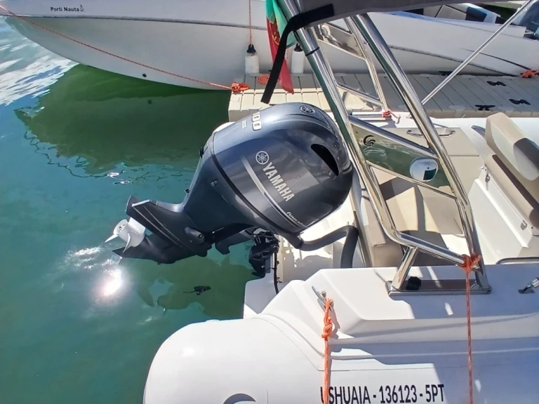 Schlauchboot mieten in Portimão - Capelli Tempest 600