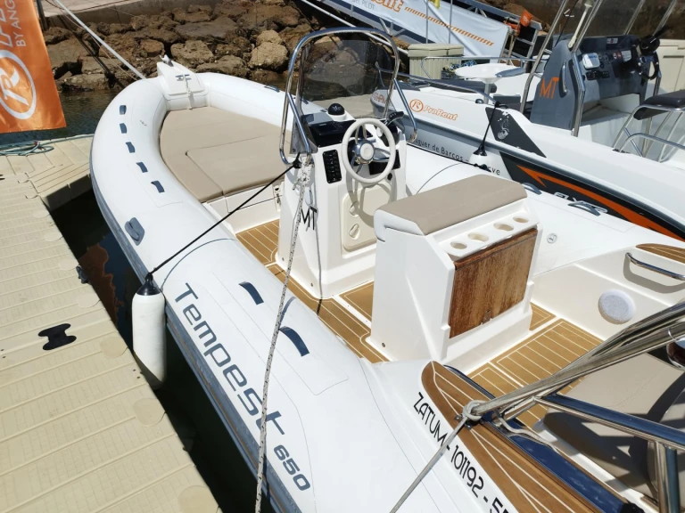 Schlauchboot mieten in Portimão - Capelli Tempest 650