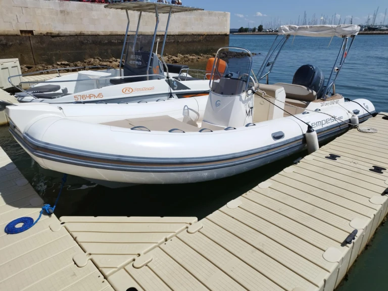 Bootsverleih Capelli Tempest 650 Portimão Samboat