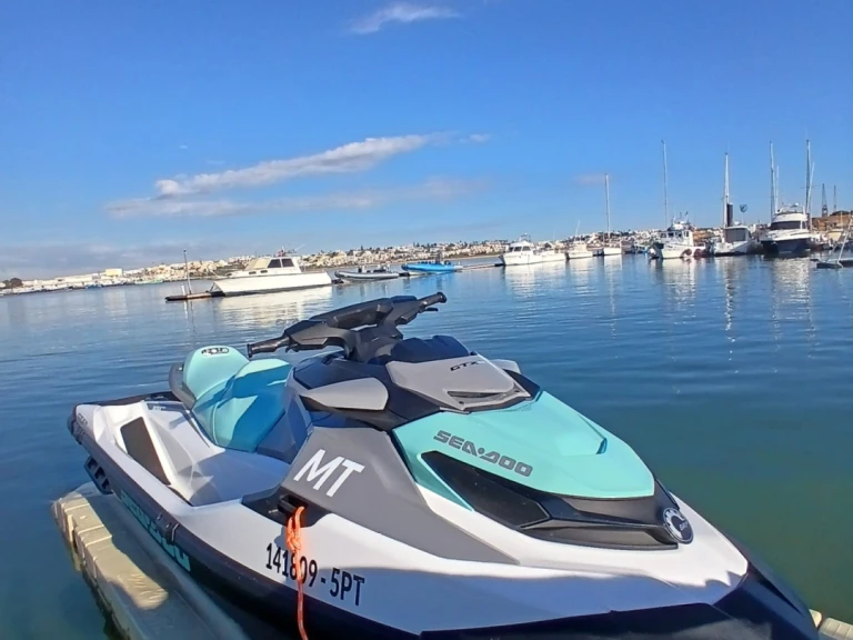 Jetski mit oder ohne Skipper Sea-Doo mieten in Portimão