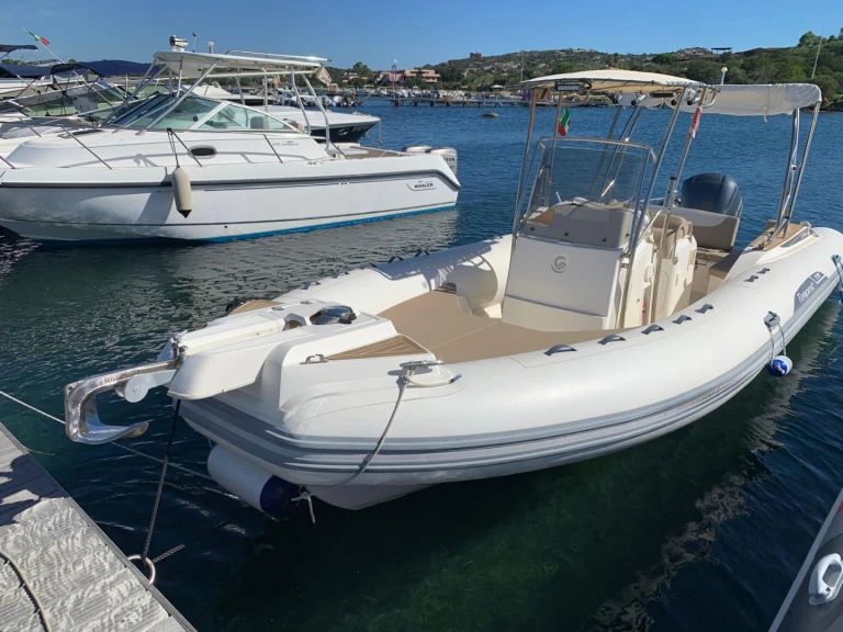 Capelli Tempest 775 Open mieten Porto Rotondo